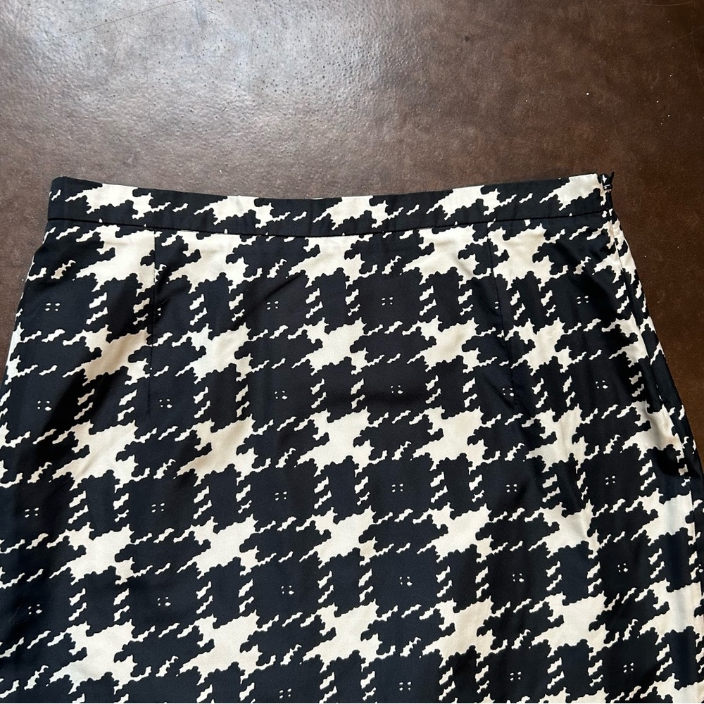 MaxMara weekend- Black and White Houndstooth mini Pencil Skirt- size 4 - Picture 4 of 16